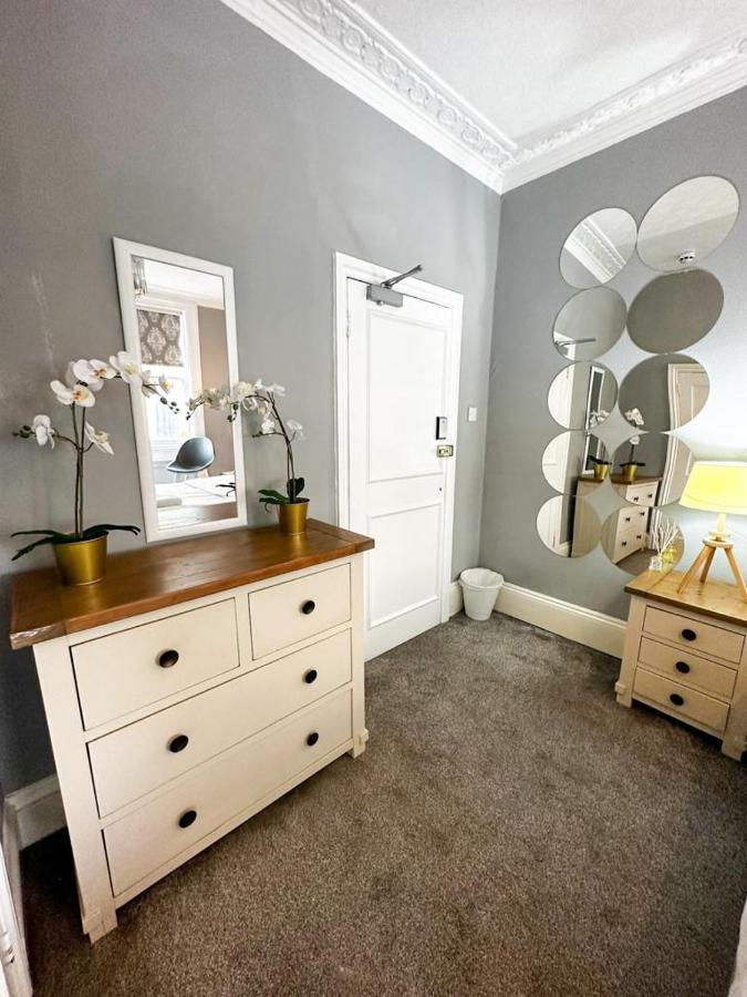 Stay In Hyde Park Londra Exterior foto